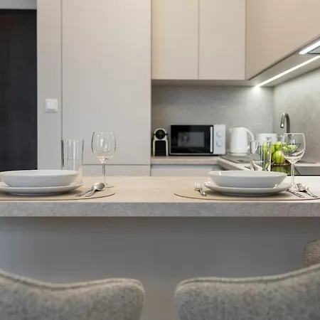 Apollo One, 1br Signature